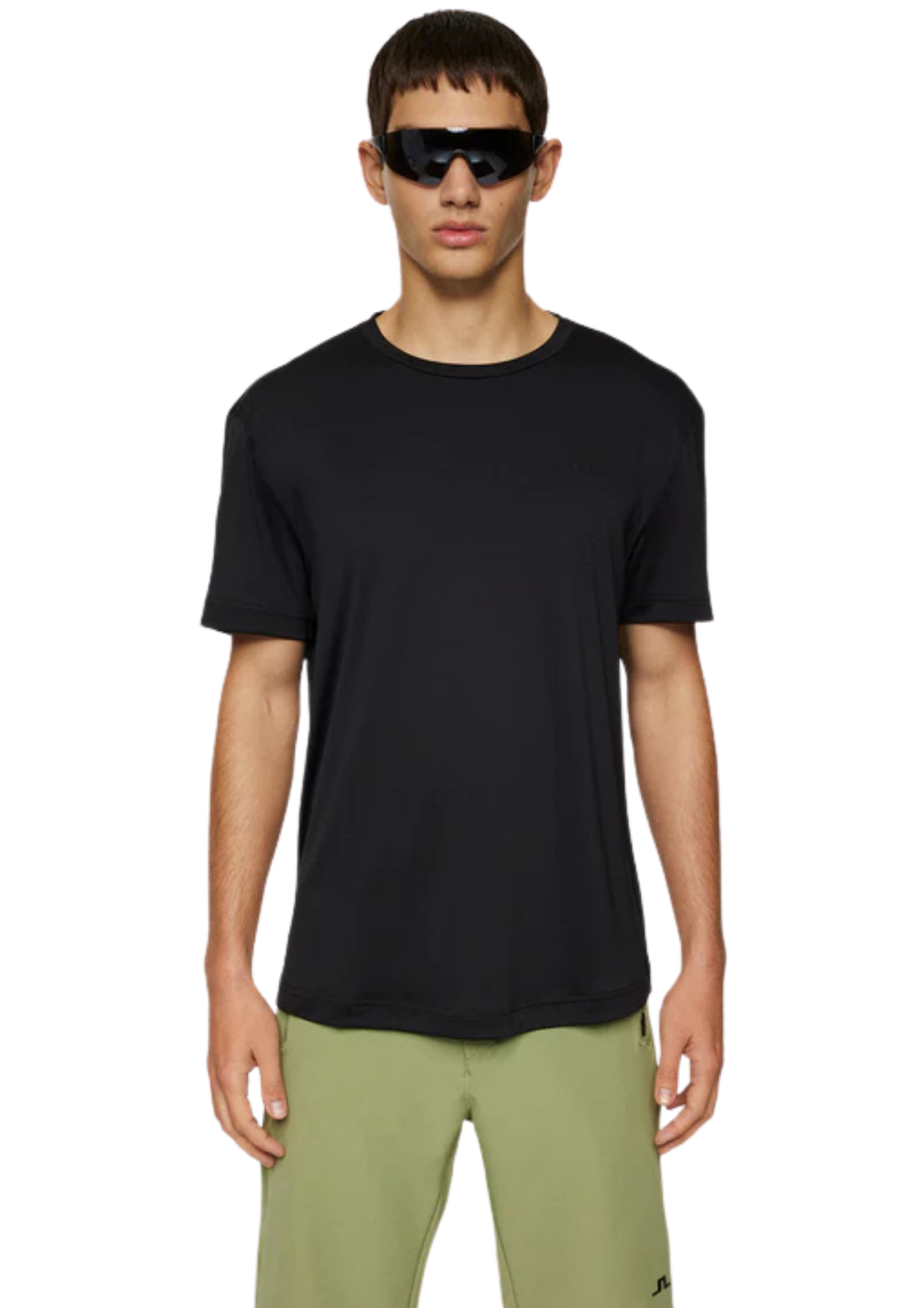 black t-shirt for men